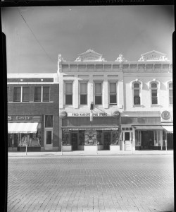 kaiser 1950s